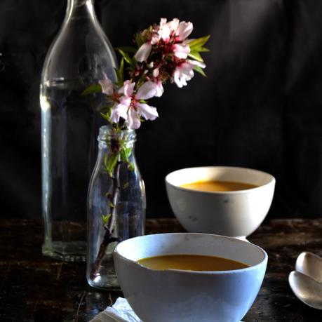 CREMA DE LENTEJAS ROJAS CON CÚRCUMA