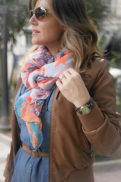 Falda de capa vaquera, outfit. Tendencia 2015