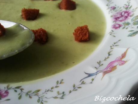 CREMA DE CALABACINES Y QUESITOS