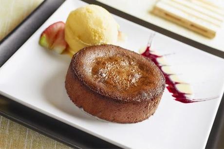 EL PALÉ LLEGA AL BARRIO DE CHUECA EL PALÉ LLEGA AL BARRIO DE CHUECA