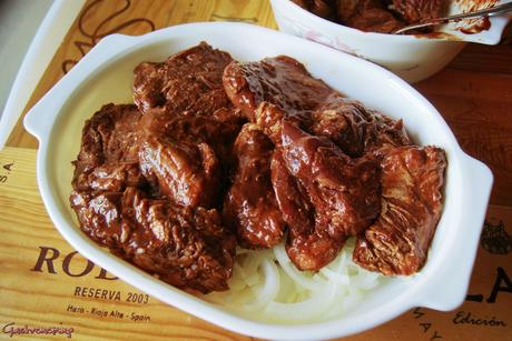 Carrilleras de cerdo asadas estilo oriental