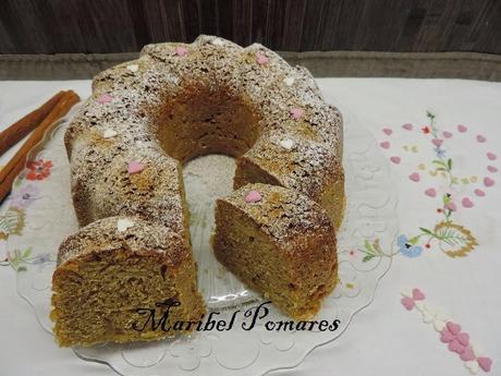Bundt cake de manzana.