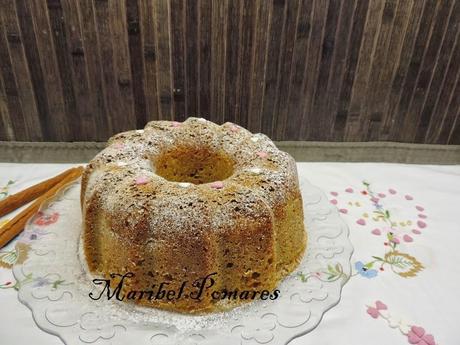 Bundt cake de manzana.