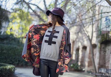 street style barbara crespo khemeia kimono reversible hakei sneakers marc by marc jacobs bag fashion blogger outfit blog de moda street style barbara crespo khemeia kimono reversible hakei sneakers marc by marc jacobs bag fashion blogger outfit blog de moda