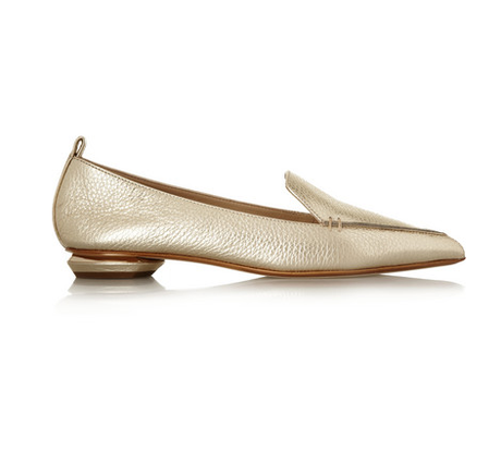 Zapatos con un toque metalizado