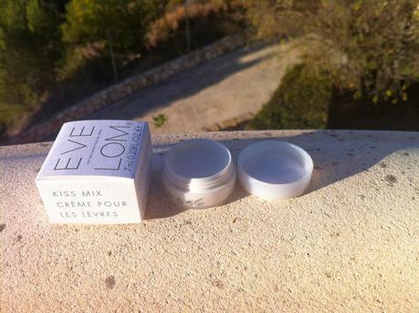 Cuida manos, uñas y labios con Eve Lom