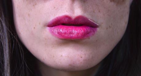 Labial mágico marroquí negro y cómo diferenciar labiales Hare verdaderos de las imitaciones. Labial mágico marroquí negro y cómo diferenciar labiales Hare verdaderos de las imitaciones.