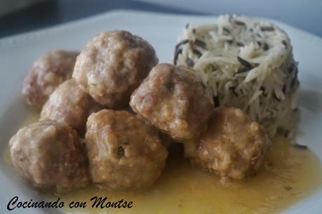 Albóndigas en salsa