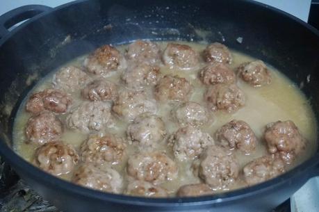 Albóndigas en salsa