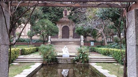 LES ESCULTURES DELS JARDINS DE JULIO MUÑOZ RAMONET, C / MUNTANER 290-282, A LA BARCELONA D 'ABANS, D' AVUI I DE SEMPRE ...24-02-2015...!!!