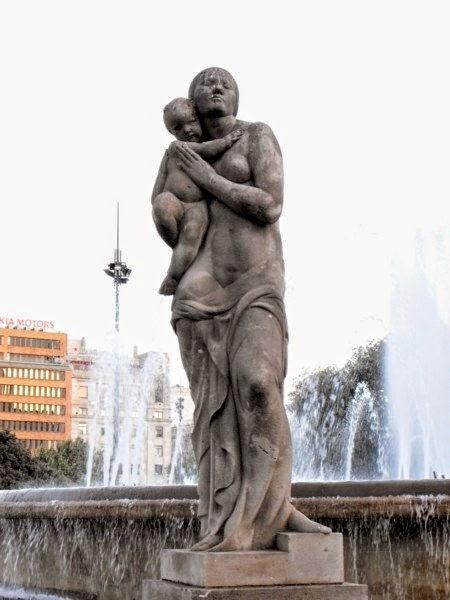 LES ESCULTURES DELS JARDINS DE JULIO MUÑOZ RAMONET, C / MUNTANER 290-282, A LA BARCELONA D 'ABANS, D' AVUI I DE SEMPRE ...24-02-2015...!!!