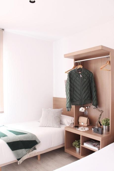 QUEDAMOS EN UN HOTEL