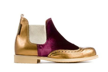 Botas de Neon Boots originales y gritando ¡Beatles a mí!