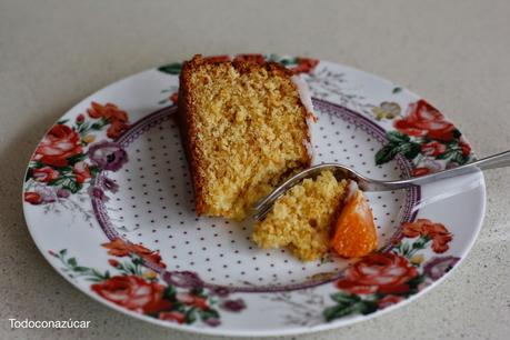 BIZCOCHO DE MANDARINA Y ALMENDRA