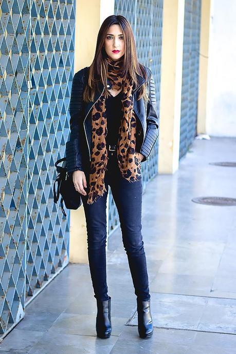 Black+Black=The Perfect Combo Black+Black=The Perfect Combo