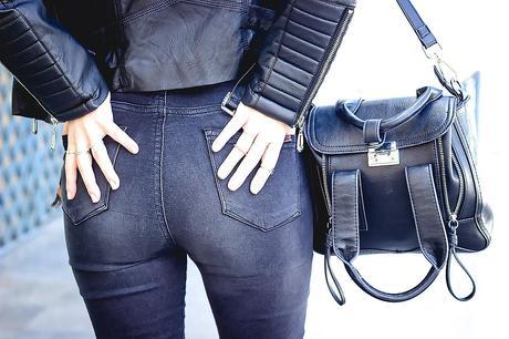 Black+Black=The Perfect Combo Black+Black=The Perfect Combo