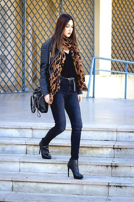 Black+Black=The Perfect Combo Black+Black=The Perfect Combo