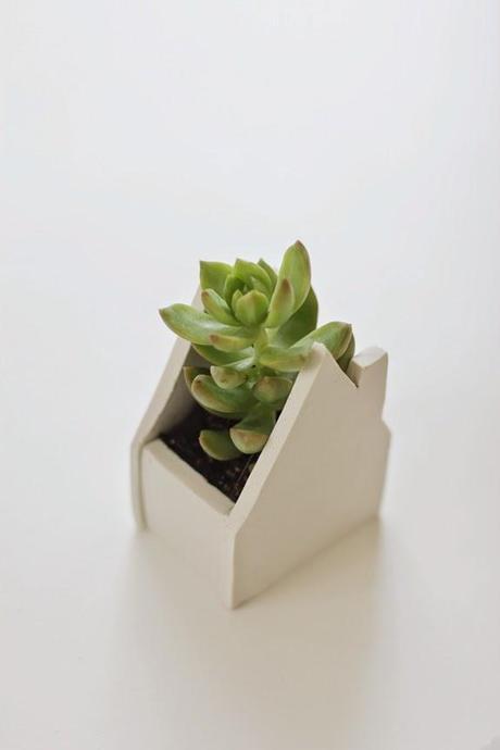 diy-maceteros-casita-plantas-pasta-modelar-blanco-estilo-nordico-diy-planter