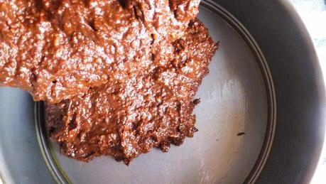 Tarta falsa de chocolate con crema de coco sin azúcar y sin harina para mi hermana