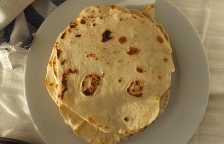 Cómo hacer tortillas mexicanas de harina de trigo caseras, paso a paso