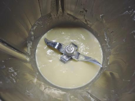 Pan integral de calabaza, bebida de soja y semillas de lino, amapola y sésamo.