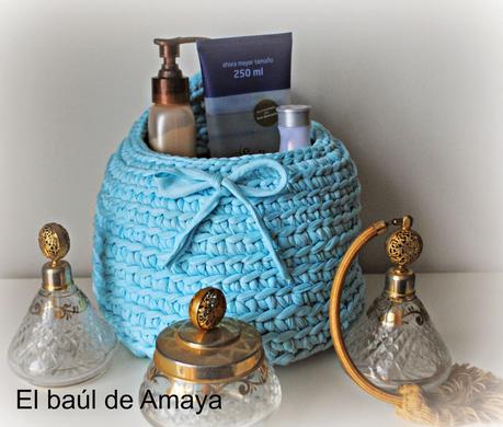 CESTO DE TRAPILLO AZUL PARA COLGAR