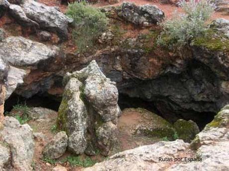 Cueva de Montesino