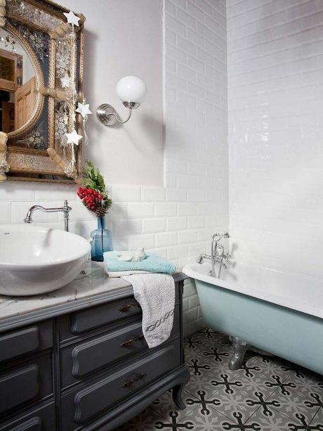 Bajo un techo de madera Bajo un techo de madera