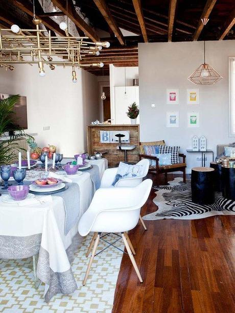 Bajo un techo de madera Bajo un techo de madera