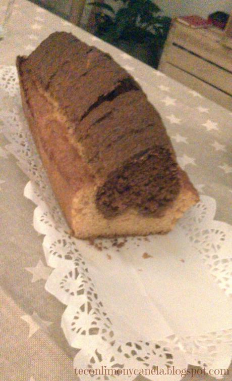 BIZCOCHO DE CALABAZA Y CHOCOLATE CON FORMA DE CORAZON