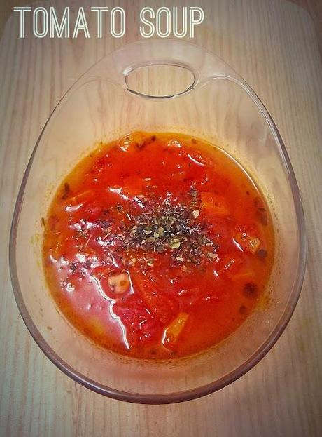 Sopa de tomate - Tomato soup