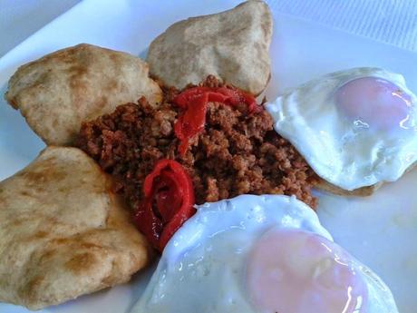 I CARRERA DE MONTAÑA TRAIL GIJON y luego a reponer fuerzas al Chabolu