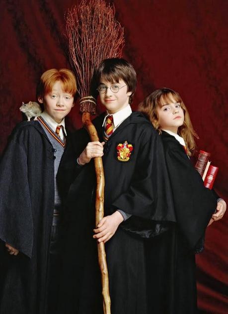 Reseña ~ Harry Potter y la piedra filosofal ~ J.K. Rowling Reseña ~ Harry Potter y la piedra filosofal ~ J.K. Rowling