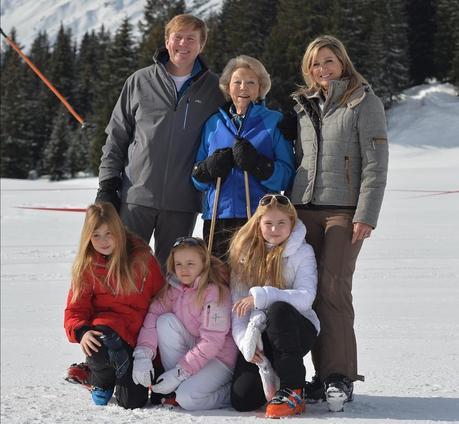 BLANCOS POSADOS REALES BLANCOS POSADOS REALES