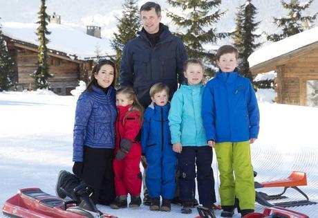 BLANCOS POSADOS REALES BLANCOS POSADOS REALES