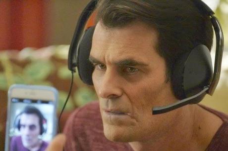 Modern Family 6x16 Recap: Connection lost