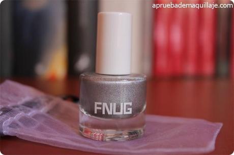 Esmalte holográfico Psychedelic de FNUG Esmalte de uñas holográfico Psychedelic de FNUG