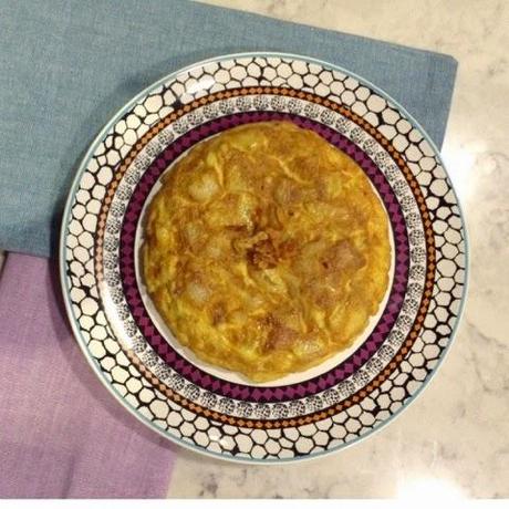 Tortilla de patata con cebolla frita