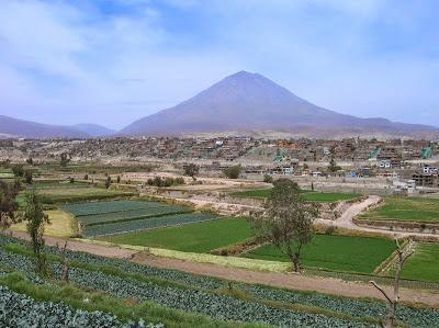 Volcán Misti, Arequipa, Perú, La vuelta al mundo de Asun y Ricardo, round the world, mundoporlibre.com