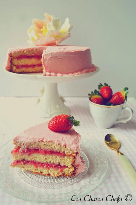 El libro del mes: (Febrero 2014). Pastel de fresas y chocolate blanco.