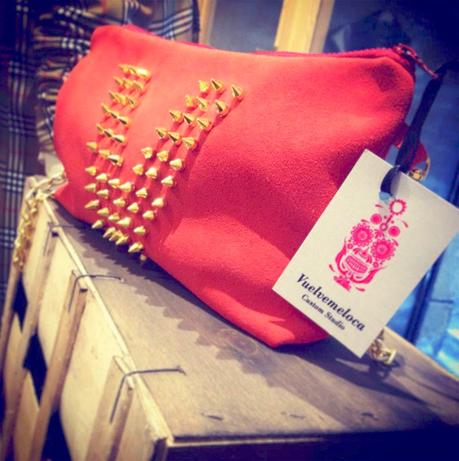 bolso rojo, complementos moda femenina