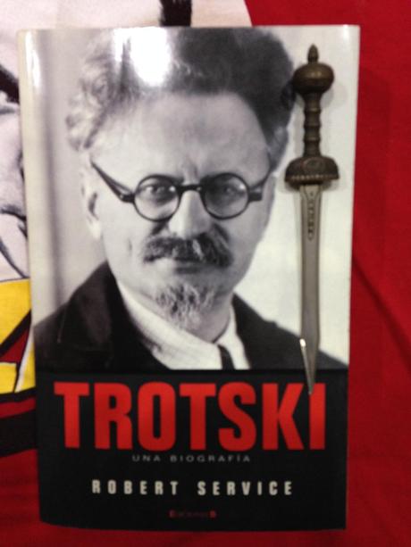  photo 01.Trotski_zps97vxocxw.jpg