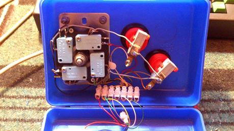 Crea tu propio mando arcade para Amstrad CPC con materiales reciclados