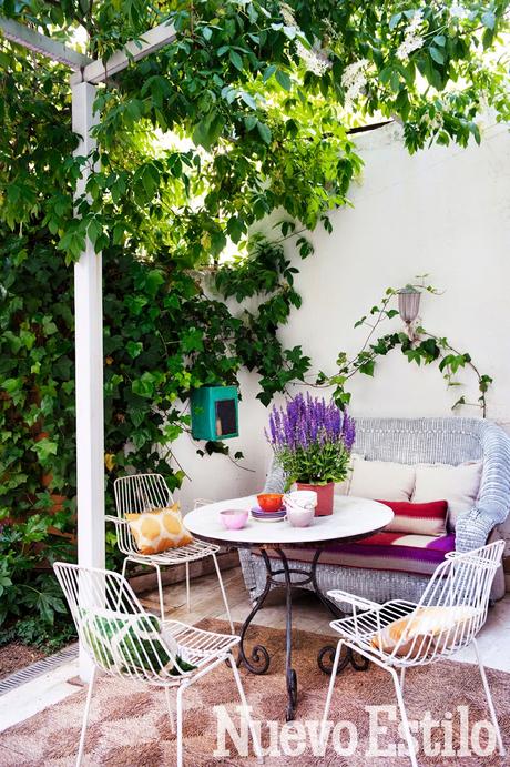 Una casa en la ciudad con un toque campestre
