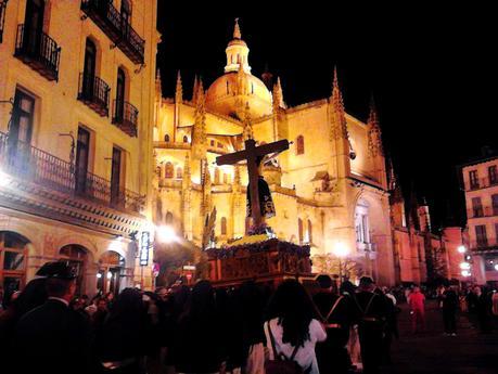 Vive la Semana Santa castellana en Segovia