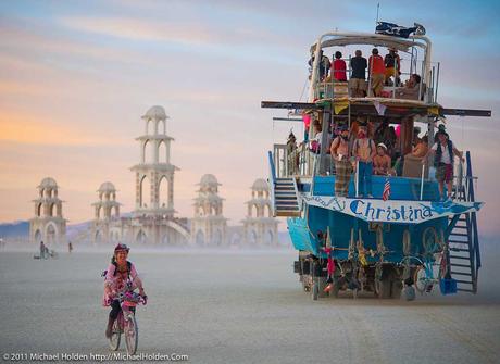 10 Secretos para ser Feliz y 15 Acciones para Renunciar A...