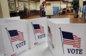 VOTACIONES EN ESTADOS UNIDOSVotantes ejercen su derecho al sufragio en un colegio electoral de Cleveland, Ohio (EE.UU.) (EFE/DAVID MAXWELL) 