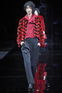 Emporio Armani no presentó capas en su nueva colección