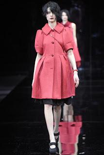 Emporio Armani no presentó capas en su nueva colección