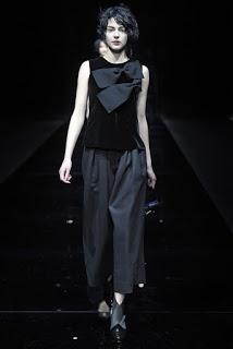 Emporio Armani no presentó capas en su nueva colección